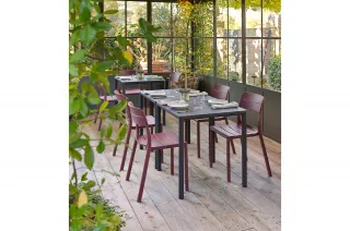 Casa TOMA - sedia Cassia Bistrot BORGOGNA - tavolo Piave 70 antracite materia