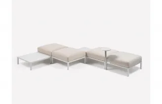 divano Maximo Pouf GESSO Perla Sunbrella - tavolo Maximo Tavolino 80 Maximo Tavolino 33 GESSO